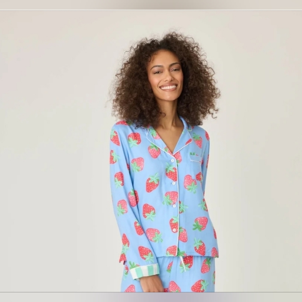 Pj Salvage Farmers Market Strawberry Long Sleeve & Shorts Pajama Set Size S, XS